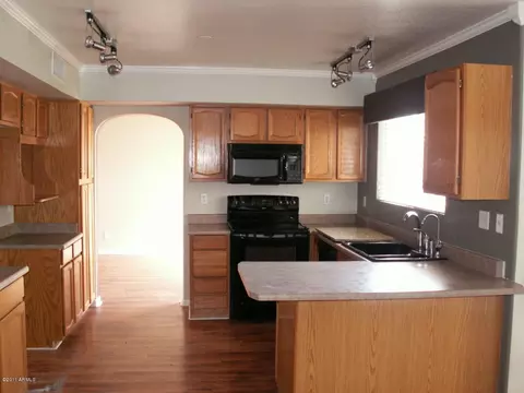 3727 E Downing Cir, Mesa, AZ 85205 photo 5