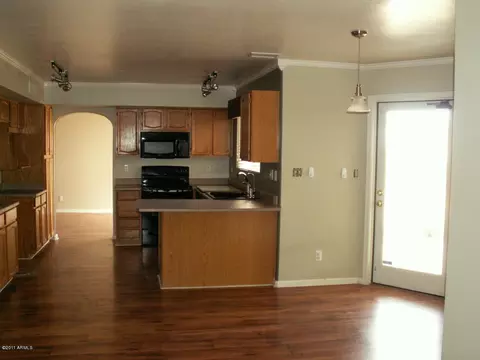 3727 E Downing Cir, Mesa, AZ 85205 photo 7