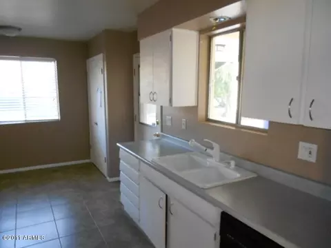 721 E Cavalier Dr, Tempe, AZ 85288 photo 10