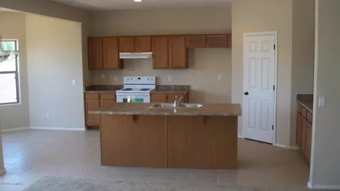 1620 S Pinal Dr, Apache Junction, AZ 85220 photo 4