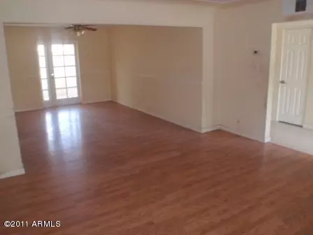 6830 N 15th Pl, Phoenix, AZ 85014 photo 2