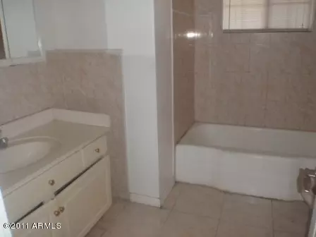 6830 N 15th Pl, Phoenix, AZ 85014 photo 6