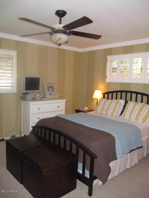 839 E Desert Park Ln, Phoenix, AZ 85020 photo 12