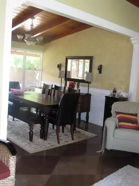 839 E Desert Park Ln, Phoenix, AZ 85020 photo 11