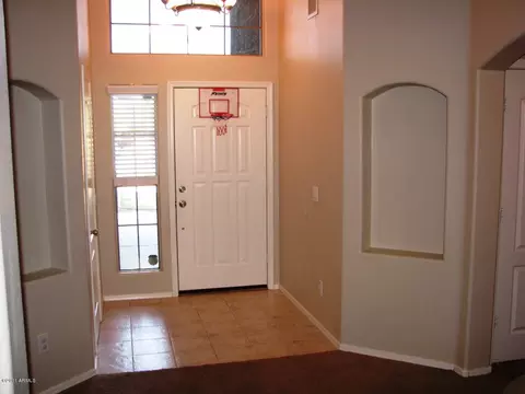 2276 S Bahama Dr, Gilbert, AZ 85295 photo 7