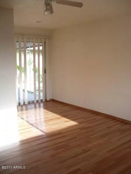 2425 W Seldon Ln, Phoenix, AZ 85021 photo 7