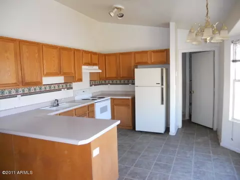 550 E Linda Ave, Apache Junction, AZ 85119 photo 3