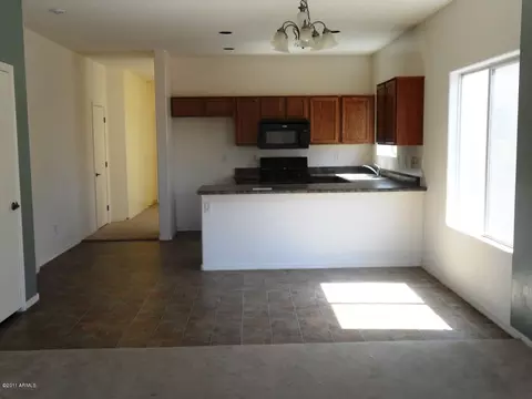 1504 S Baldwin Loop, Coolidge, AZ 85128 photo 5