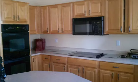 4125 E Strawberry Dr, Gilbert, AZ 85298 photo 3