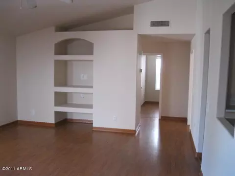 329 E Sherri Dr, Gilbert, AZ 85296 photo 3