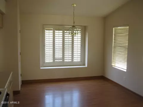 329 E Sherri Dr, Gilbert, AZ 85296 photo 6