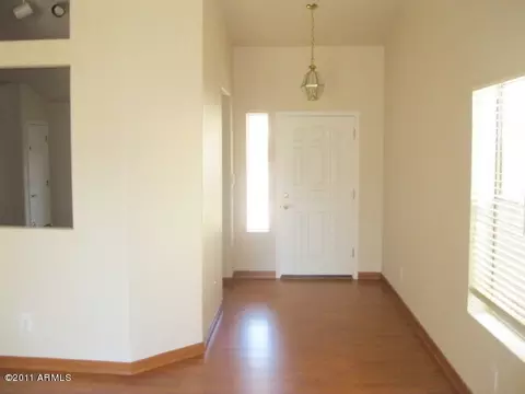 329 E Sherri Dr, Gilbert, AZ 85296 photo 2