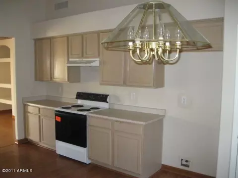 329 E Sherri Dr, Gilbert, AZ 85296 photo 8