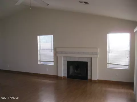 329 E Sherri Dr, Gilbert, AZ 85296 photo 4