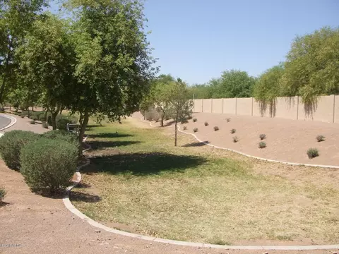 1448 E Chipman Rd, Phoenix, AZ 85040 photo 23