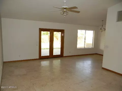 6617 E Fairfield Cir, Mesa, AZ 85205 photo 3