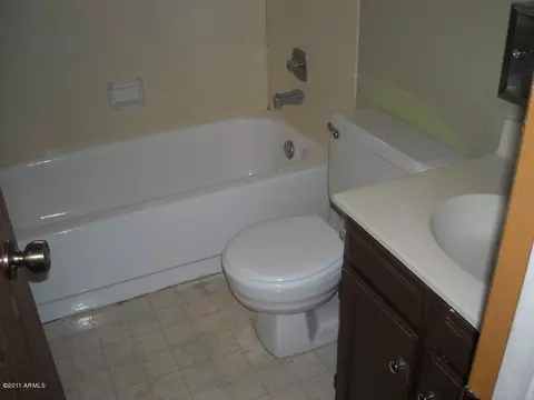 554 S 34th Pl, Mesa, AZ 85204 photo 9