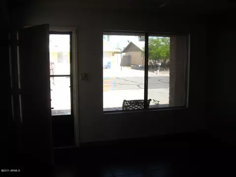 554 S 34th Pl, Mesa, AZ 85204 photo 2