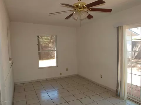 2824 E Pierce St, Phoenix, AZ 85008 photo 4