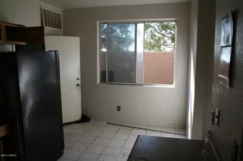 2207 S Harper St, Mesa, AZ 85209 photo 3