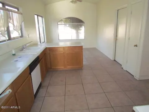 22010 N 34th Ln, Phoenix, AZ 85027 photo 4