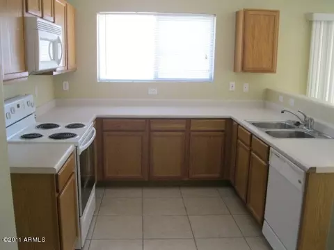 3686 E Constitution Dr, Gilbert, AZ 85296 photo 6