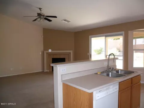905 E Beverly Rd, Phoenix, AZ 85042 photo 13