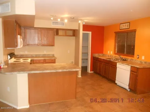 4017 E Gail Ct, Gilbert, AZ 85296 photo 2