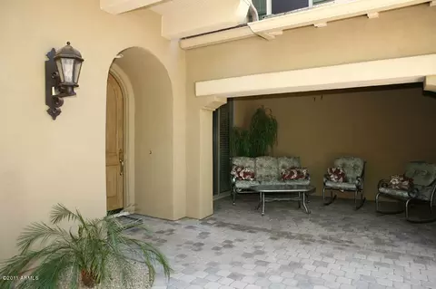 3975 E Crest Ln, Phoenix, AZ 85050 photo 20