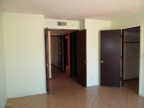 5126 Edgemont Ave, Phoenix, AZ 85008 photo 9
