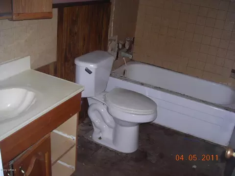 7522 W Weldon Ave, Phoenix, AZ 85033 photo 5