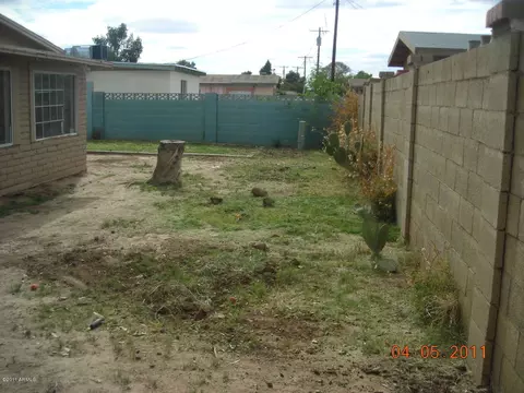 7522 W Weldon Ave, Phoenix, AZ 85033 photo 4