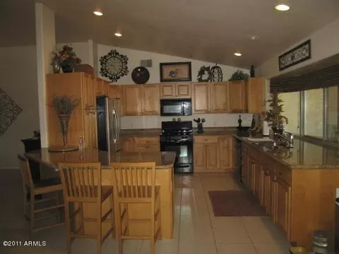 1408 E Commodore Pl, Tempe, AZ 85283 photo 5
