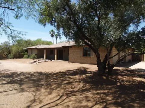 4552 E Palomino Rd, Phoenix, AZ 85018 photo 1