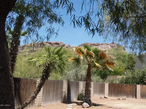 4552 E Palomino Rd, Phoenix, AZ 85018 photo 6