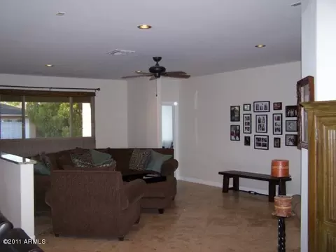 4501 Earll Dr, Phoenix, AZ 85018 photo 3