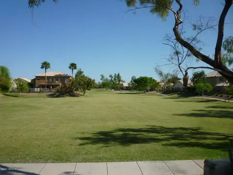 324 E Arabian Dr, Gilbert, AZ 85296 photo 16