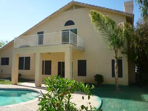 324 E Arabian Dr, Gilbert, AZ 85296 photo 2