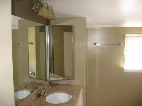 1176 E Belmont Ave, Phoenix, AZ 85020 photo 9