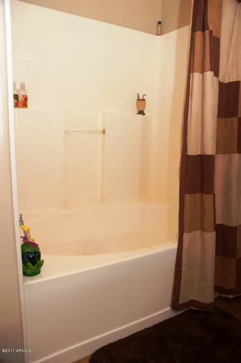 5726 S 33rd Dr, Phoenix, AZ 85041 photo 20