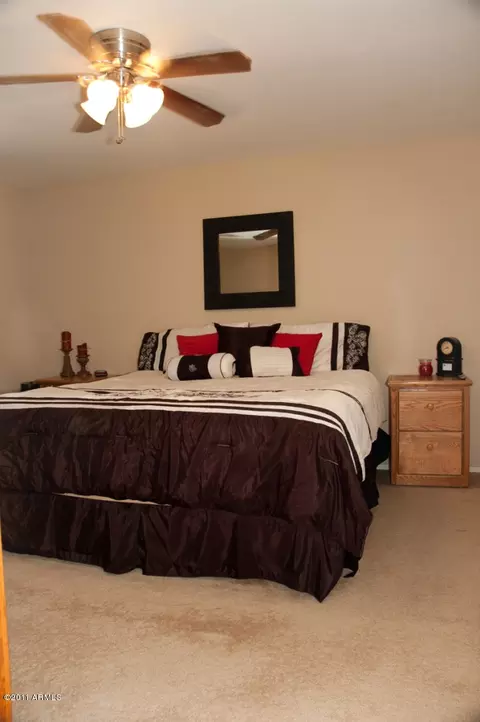5726 S 33rd Dr, Phoenix, AZ 85041 photo 18