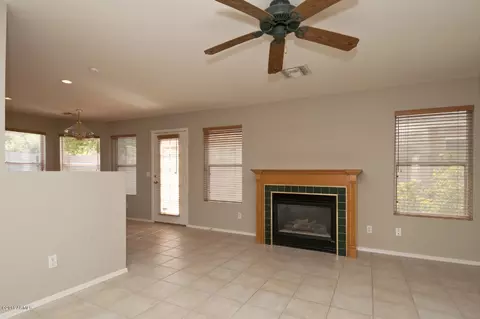 3433 E Francisco Dr, Phoenix, AZ 85042 photo 7