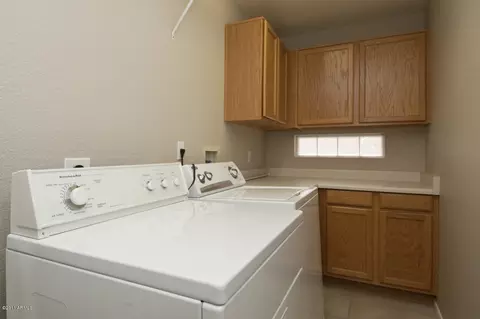 3433 E Francisco Dr, Phoenix, AZ 85042 photo 14