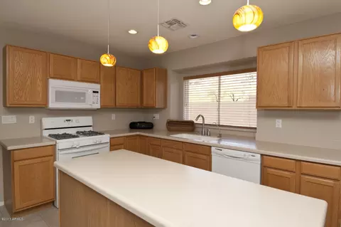 3433 E Francisco Dr, Phoenix, AZ 85042 photo 11