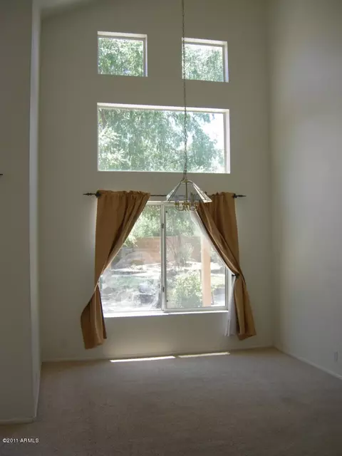 3213 E Marco Polo Rd, Phoenix, AZ 85050 photo 11