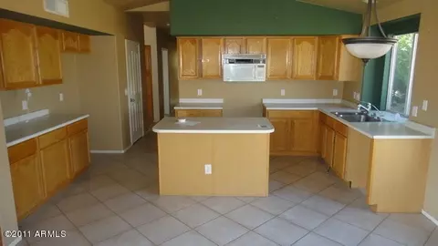 7896 W Oraibi Dr, Glendale, AZ 85308 photo 7