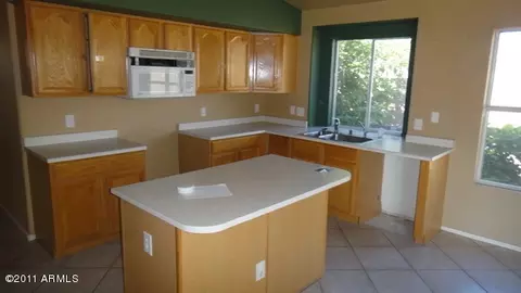 7896 W Oraibi Dr, Glendale, AZ 85308 photo 5