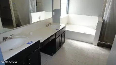 7896 W Oraibi Dr, Glendale, AZ 85308 photo 11