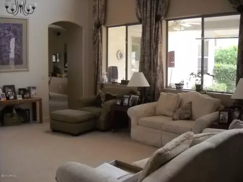 2988 E Parkview Dr, Gilbert, AZ 85295 photo 7