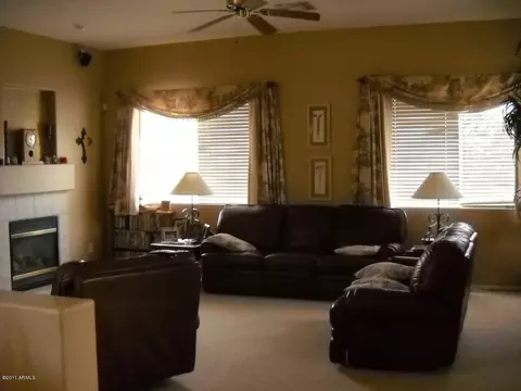 2988 E Parkview Dr, Gilbert, AZ 85295 photo 4